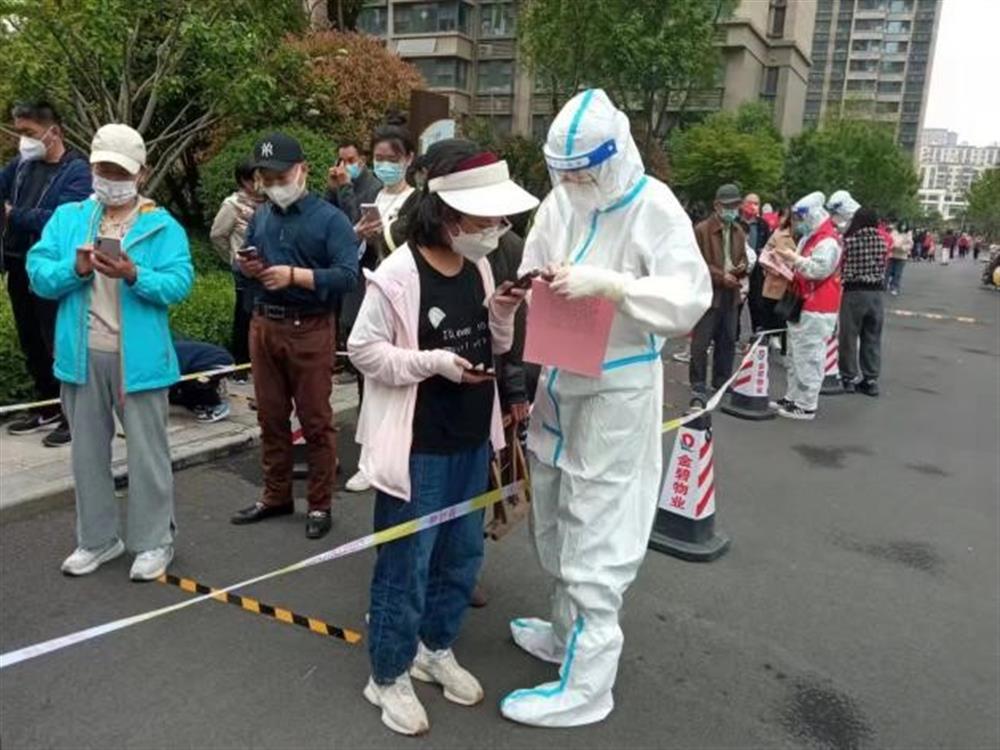 伟德国际victor1946战疫 |党员冲在前！齐鲁化纤筑牢“红色”抗疫防线
