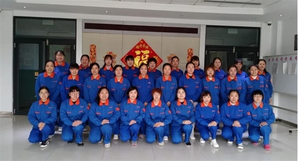 巾帼绽芳华！金钟科技集团精密仪器车间应变计班：精密仪器生产线上的“解题人”